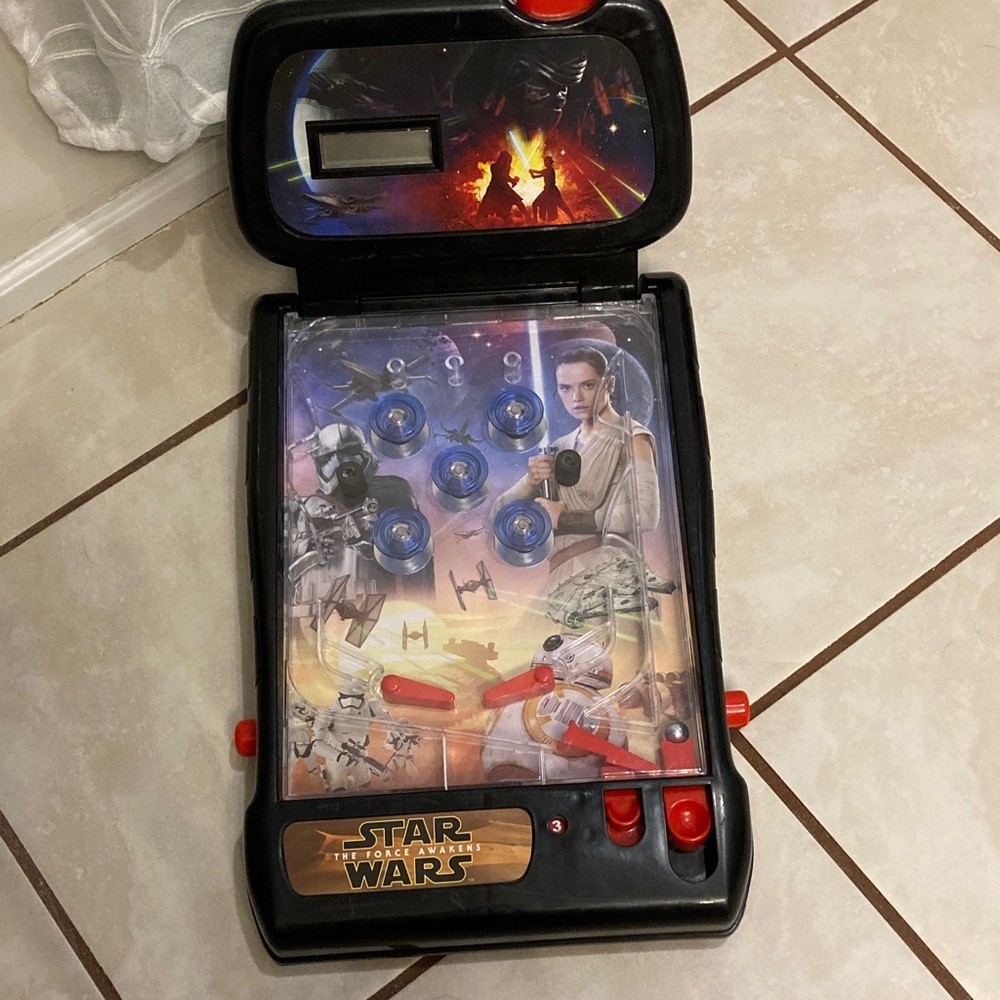 Star Wars Pin Ball Machine